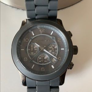 Mk watch